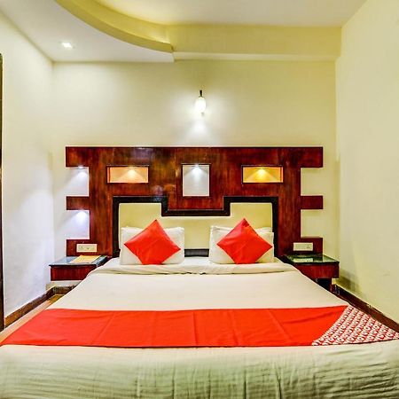 Oyo Hotel Asko International Near Gurudwara Shri Bangla Sahib Neu-Delhi Exterior foto