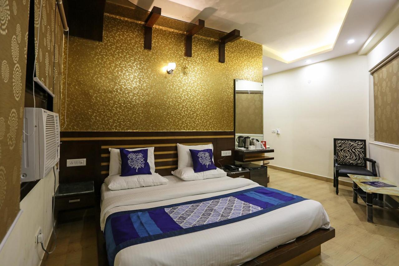 Oyo Hotel Asko International Near Gurudwara Shri Bangla Sahib Neu-Delhi Exterior foto